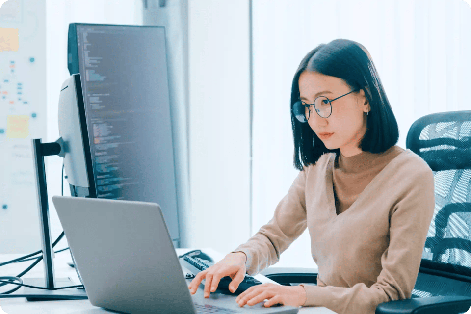 最新テクノロジーを活用するイメージ